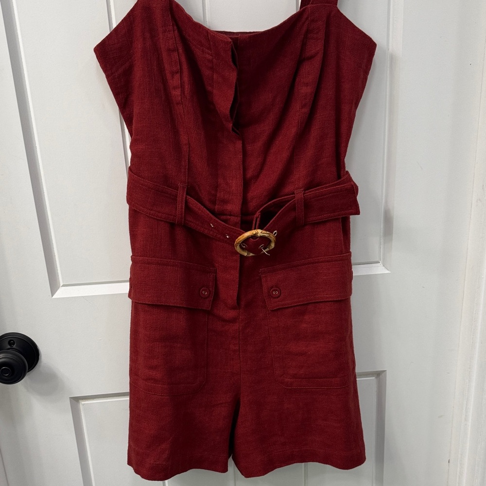 NWOT. House of Harlow 1960 Elegant Red Women's Jumpsuit